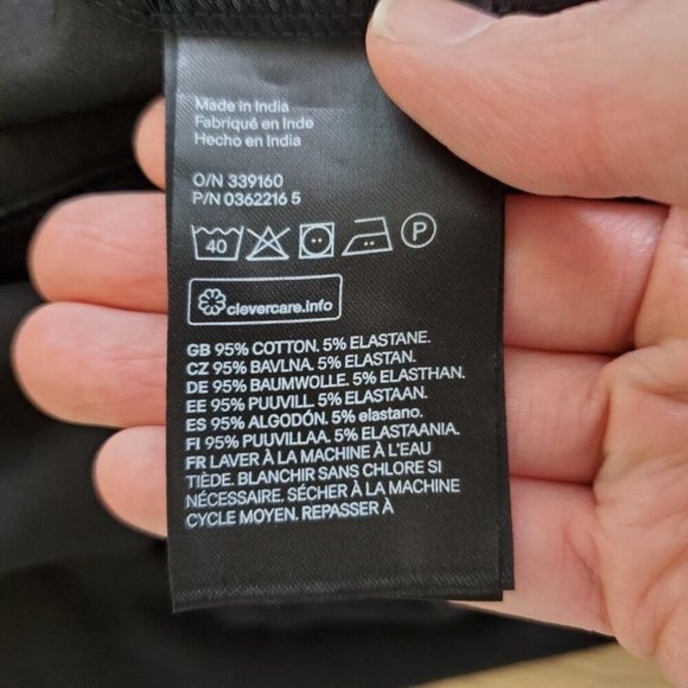 NEW H&M Black Scoopneck Shirtdress - Picture 6 of 6